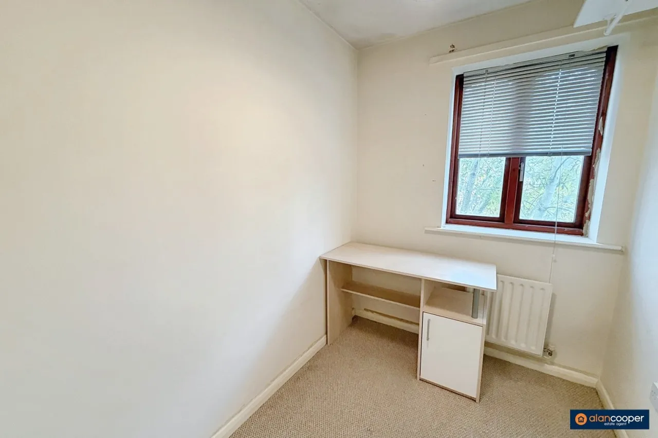 Kenilworth Drive, Weavers Green, CV11, photo 9