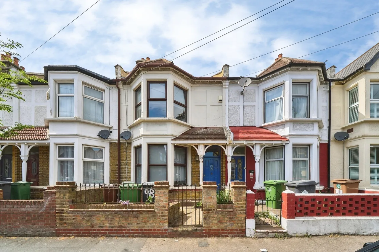 3 bed house for sale — Murchison Road, LONDON, London, E10