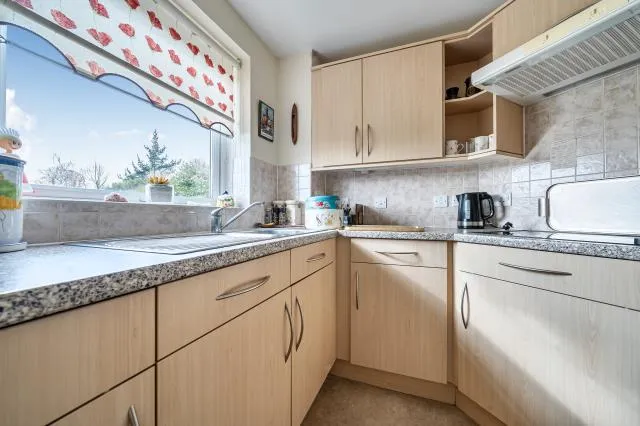 Western Avenue, Newbury, RG14, photo 8