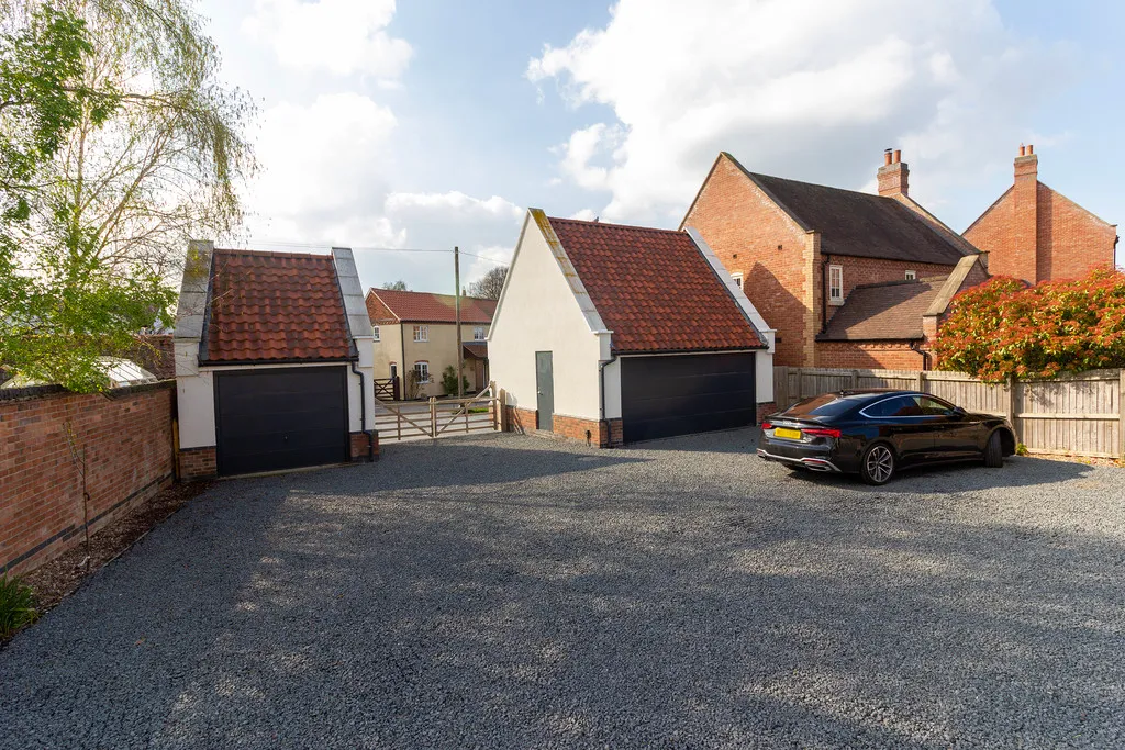 Old Main Road, Costock, photo 38