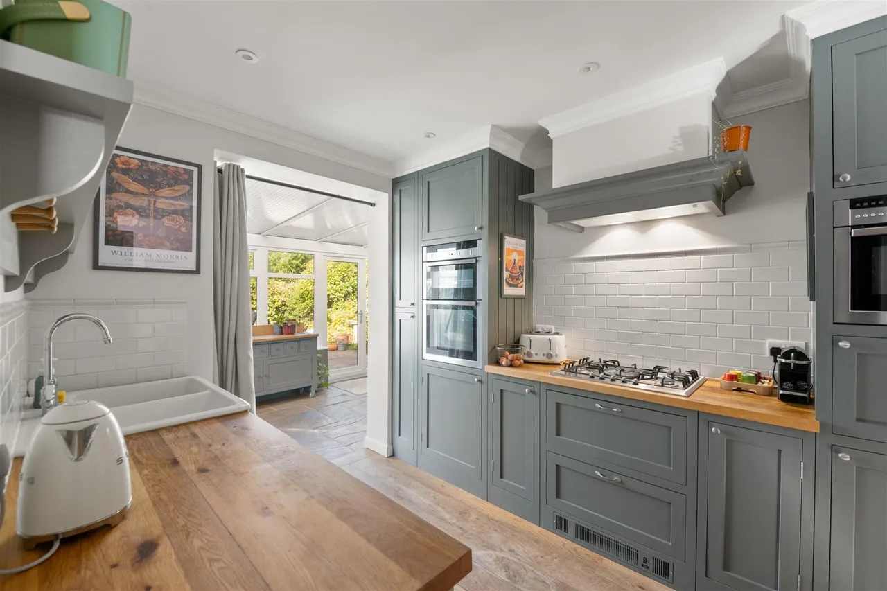 Stafford Road, Ruislip, photo 6