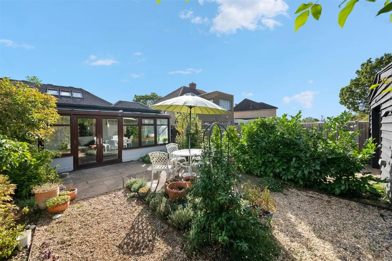 Stafford Road, Ruislip, photo 19