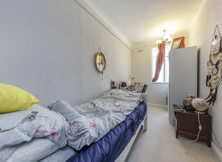 Hammersmith Road, Hammersmith, W6, photo 6