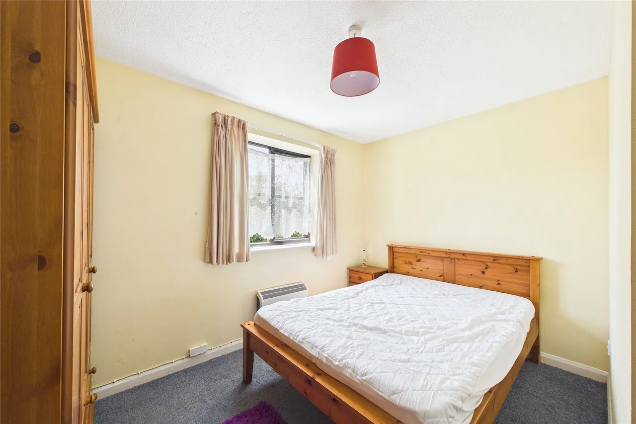 Bluebell Rise, Lightwater, GU18, photo 6