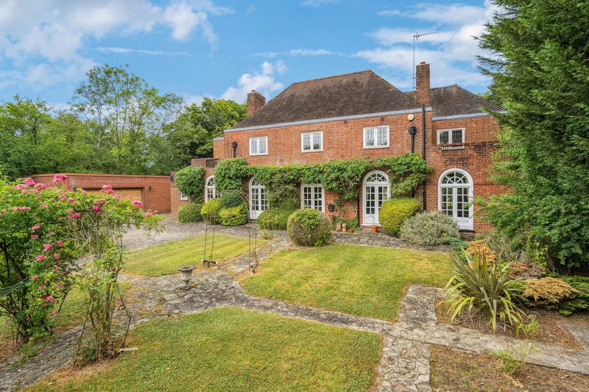 4 bed house for sale, London Road, Rickmansworth, WD3
