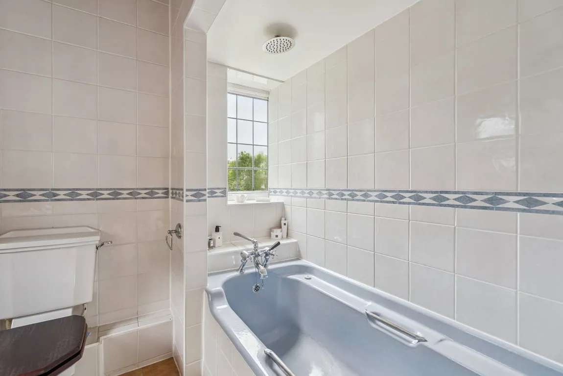 London Road, Rickmansworth, WD3, photo 17