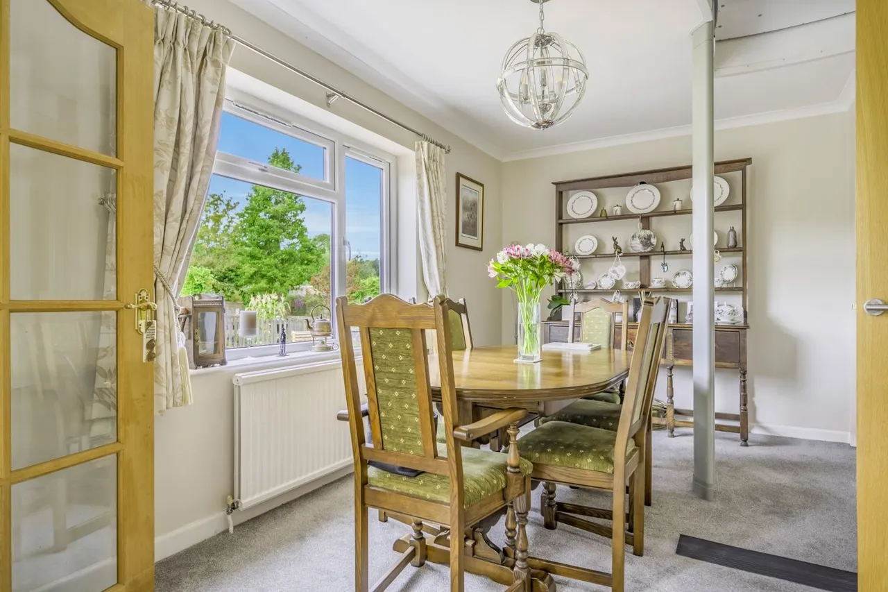 School Lane, South Cerney, GL7, photo 6