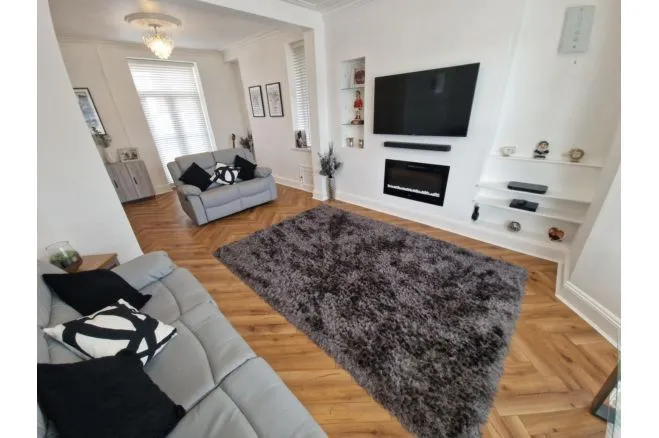 Aldergrove Road, Porth, photo 4