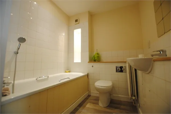 Kingfisher Drive, GREENHITHE, Kent, DA9 9RS, photo 8