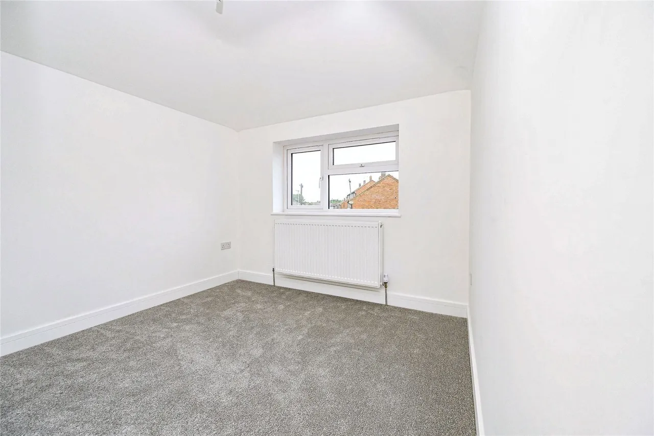Blackthorn Drive, Luton, LU2, photo 18