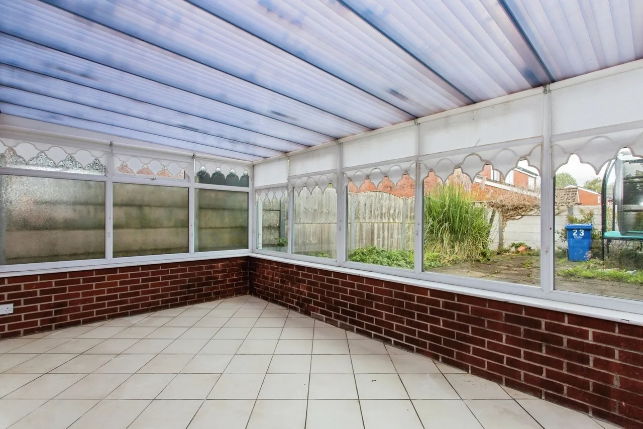 Willow Road, Leyland, PR26, photo 3