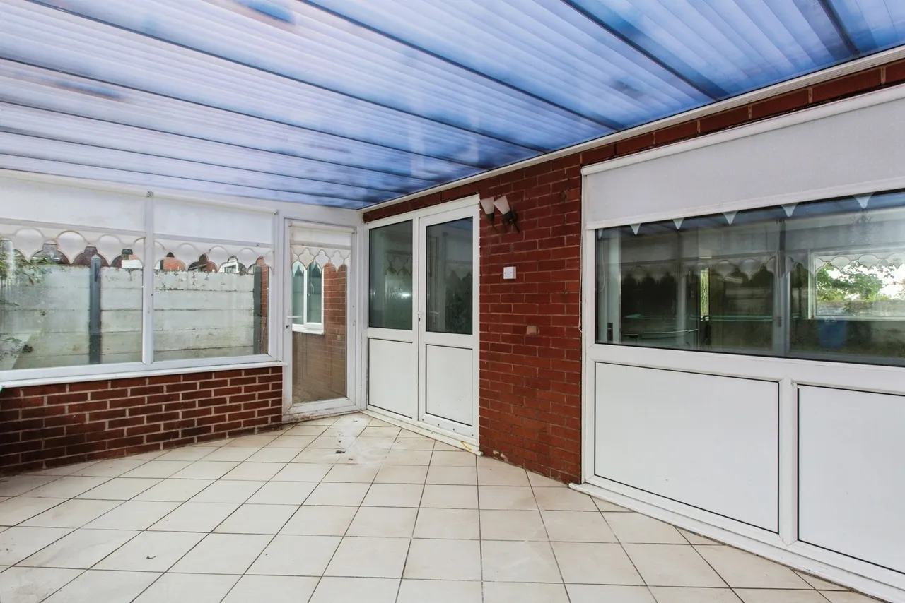 Willow Road, Leyland, PR26, photo 8