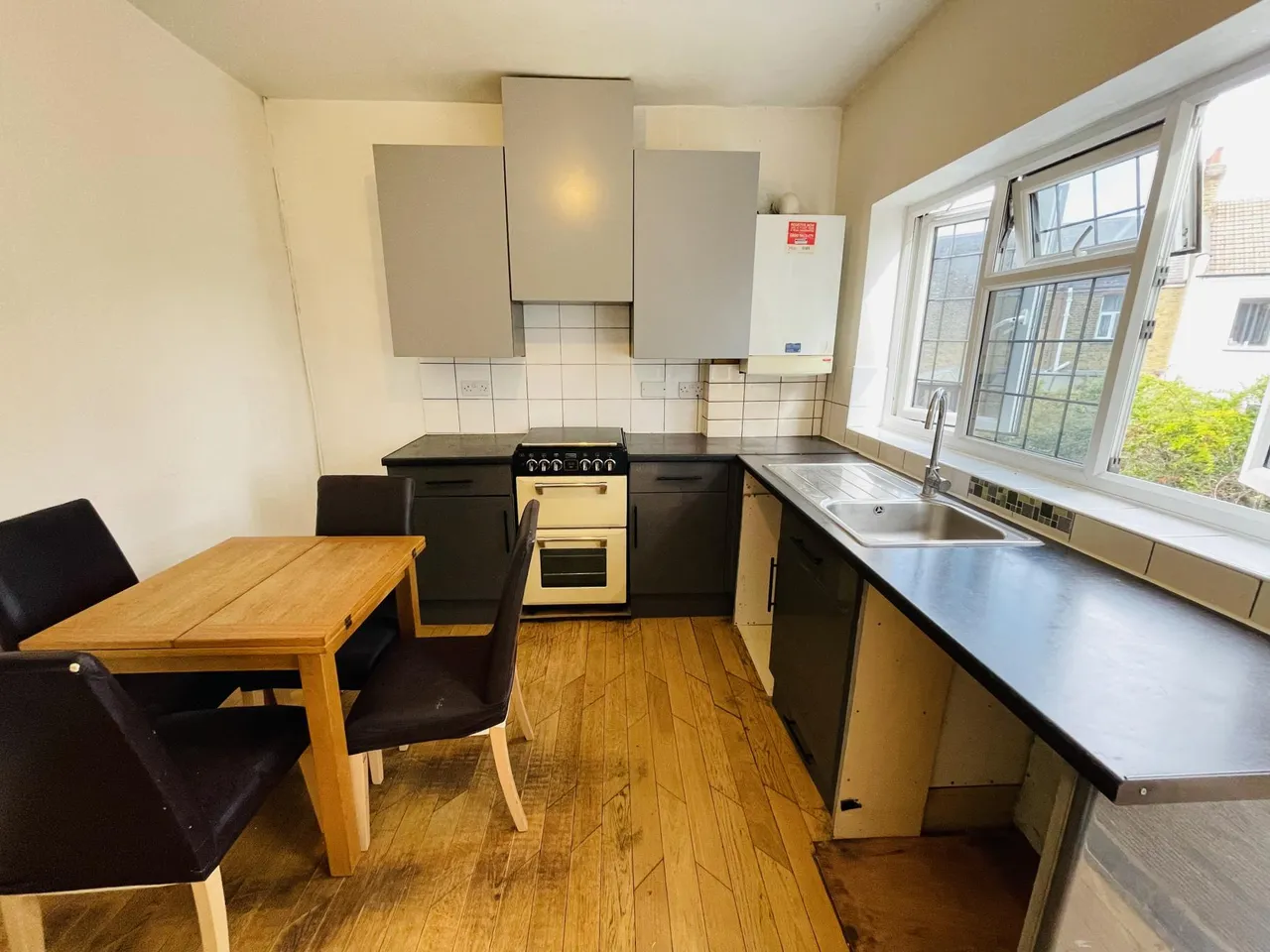 Grove Green Road, London, E11, photo 6