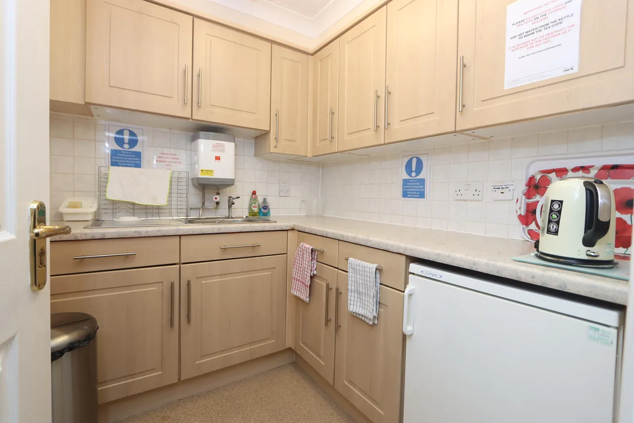 Worcester Road, Hagley, Stourbridge, photo 23