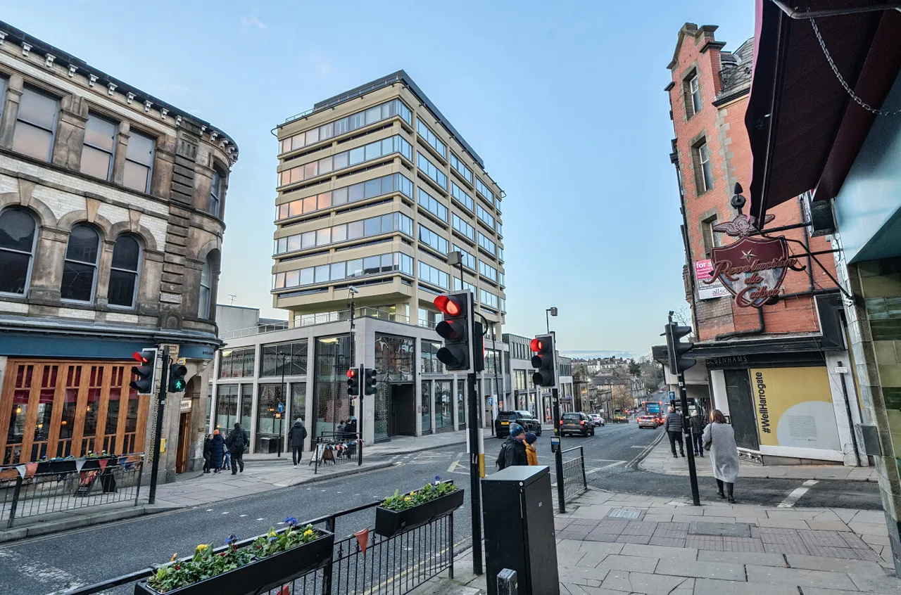 Parliament Street, Harrogate, HG1, photo 7