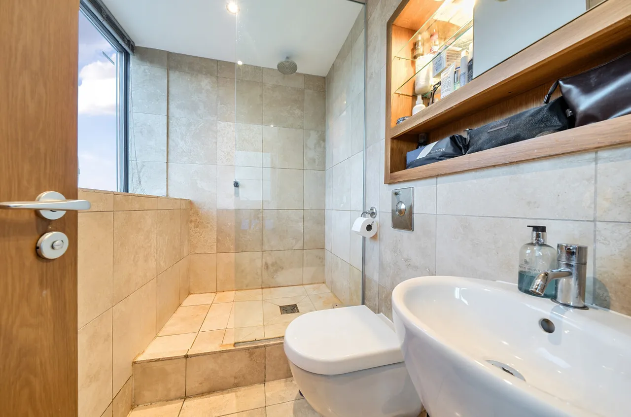 Parliament Street, Harrogate, HG1, photo 12