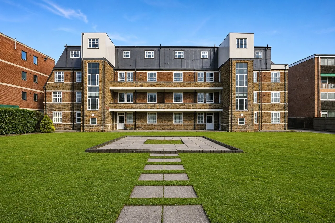 2 bed flat to rent — Tavistock Road, Croydon, CR0