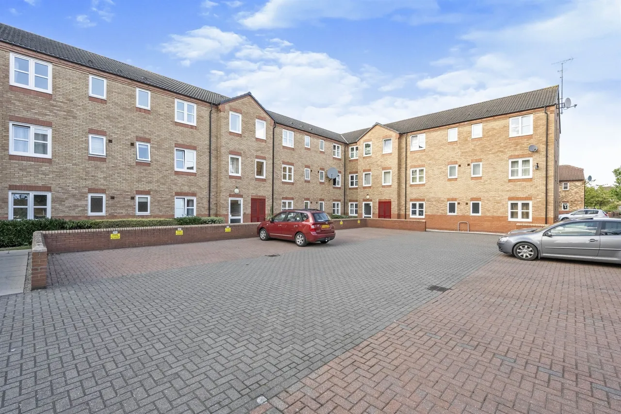 Fewston Way, Lakeside, Doncaster, photo 12