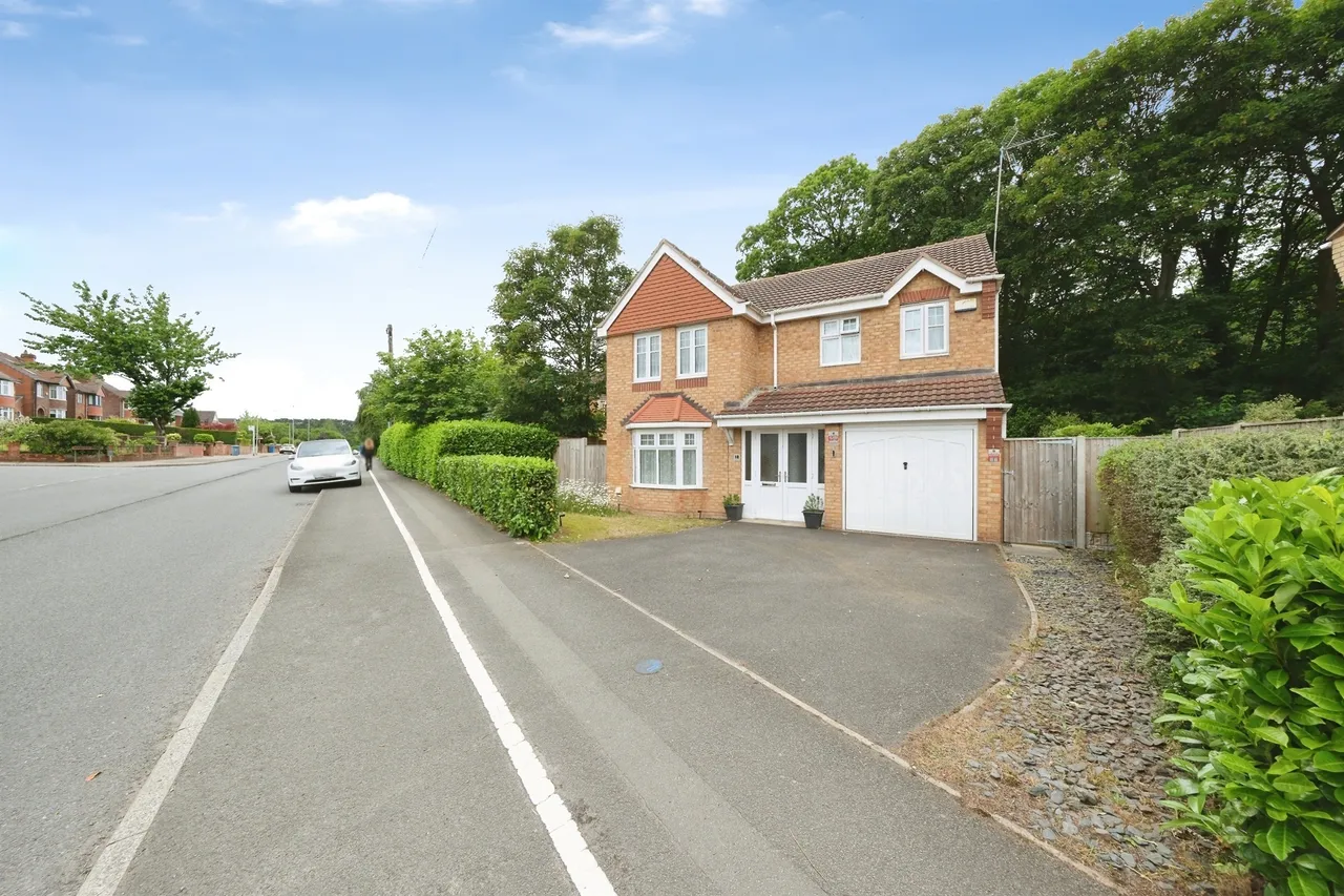4 bed house for sale, King George V Avenue, Mansfield, NG18