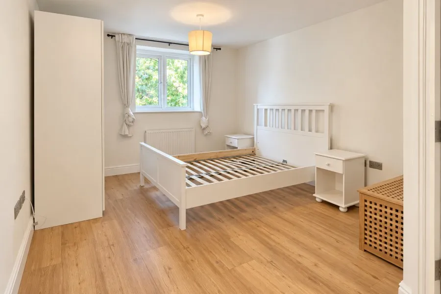 Beaufort Mews, Woking, GU21, photo 5