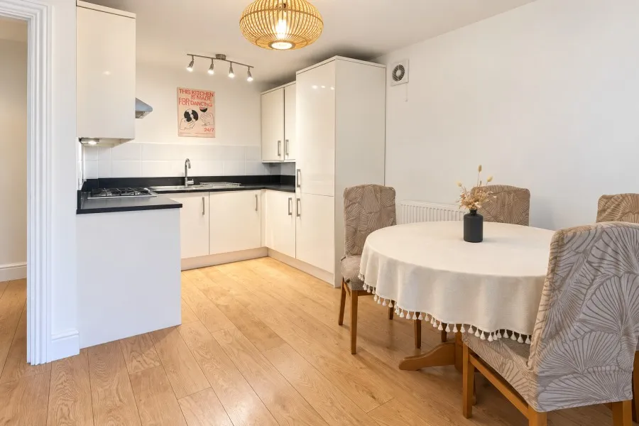 Beaufort Mews, Woking, GU21, photo 4