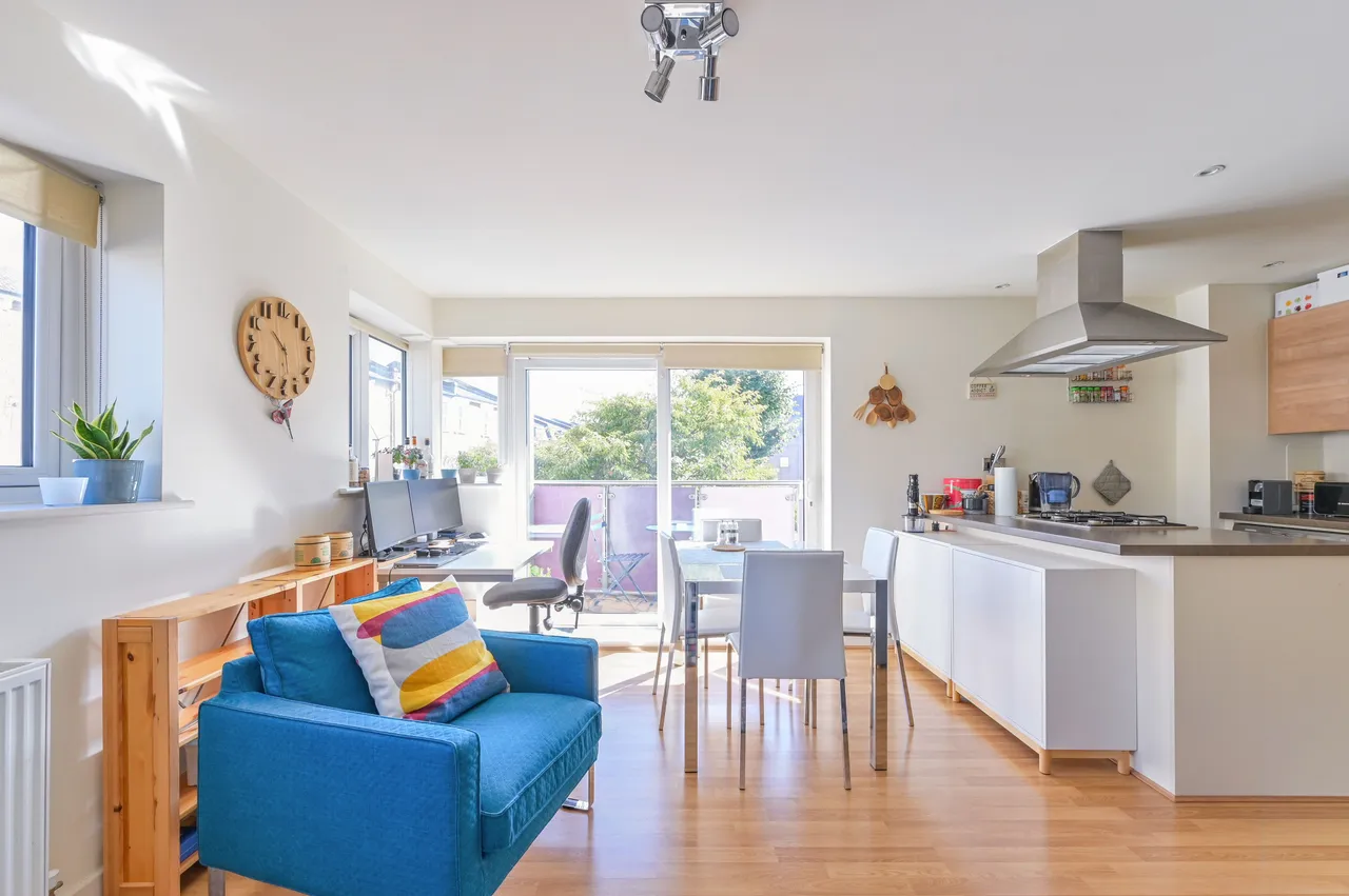 1 bed flat for sale — 4 Reid Building, 12 Eric Street, London