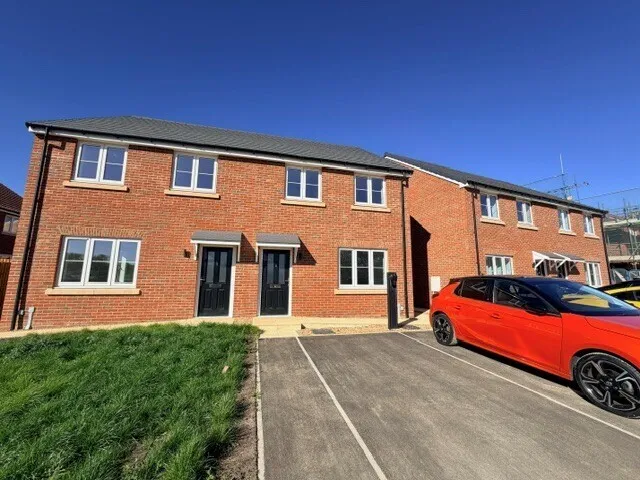 3 bed house to rent, Bullfinches Way, Downham Market, PE38