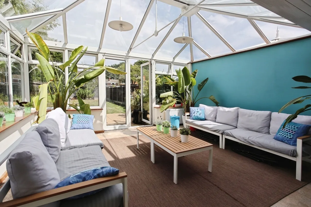 Darwin Drive, Tonbridge, TN10, photo 2