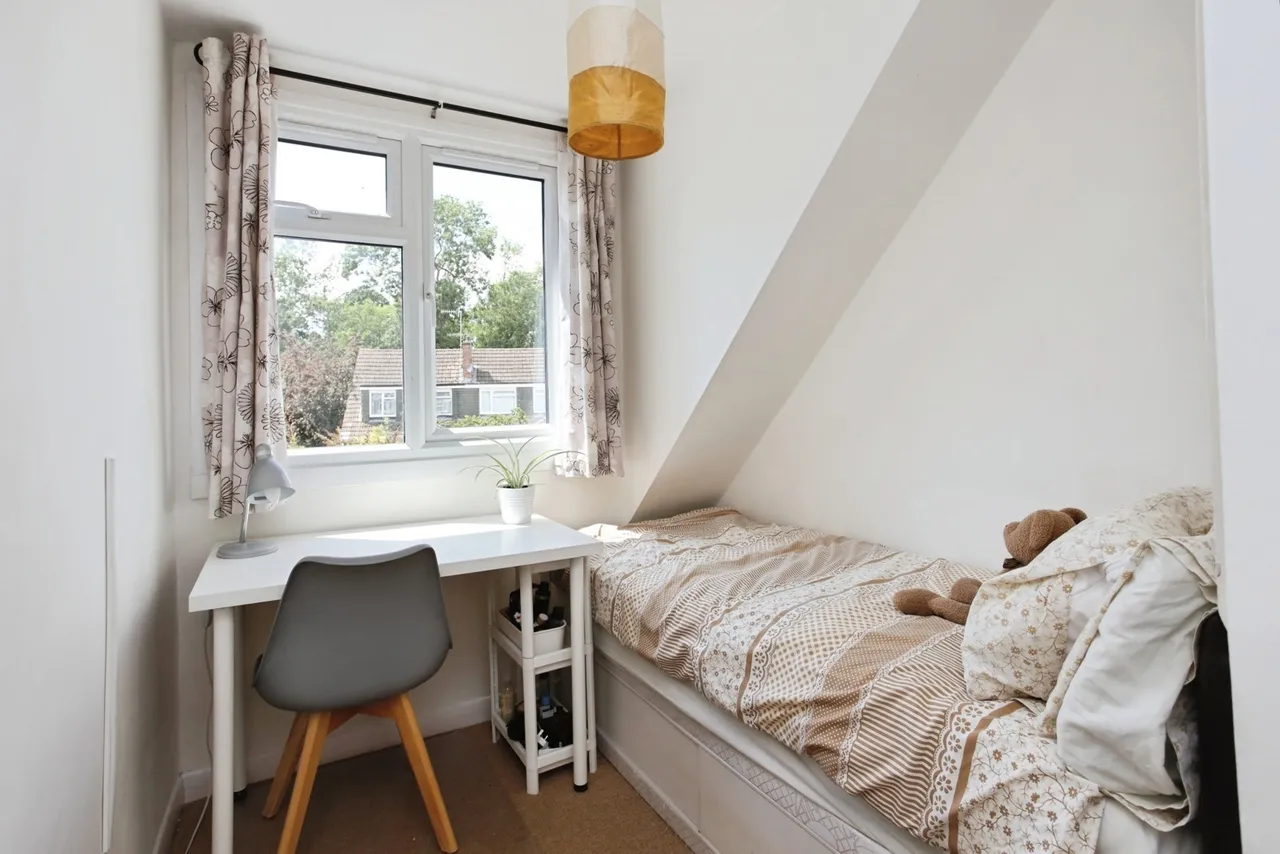 Darwin Drive, Tonbridge, TN10, photo 12