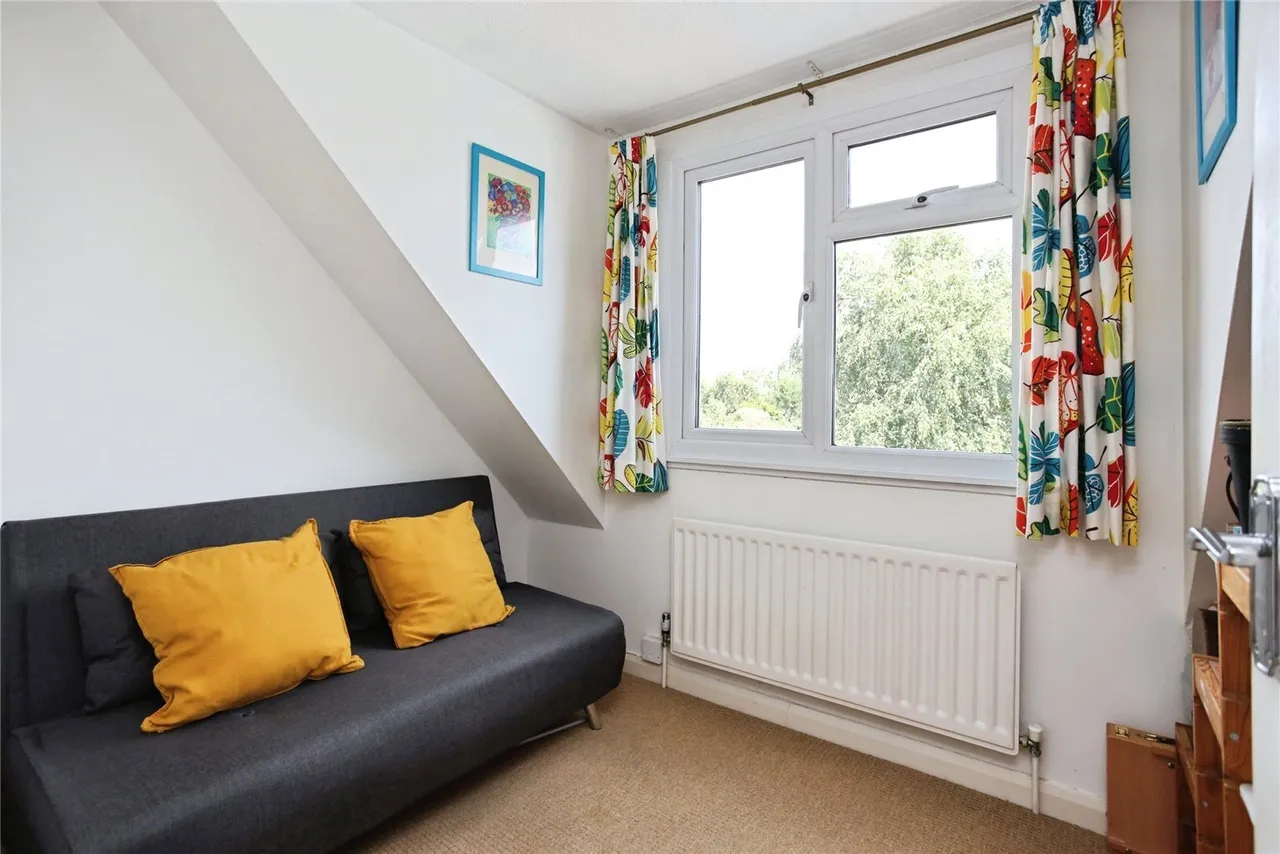 Darwin Drive, Tonbridge, TN10, photo 13