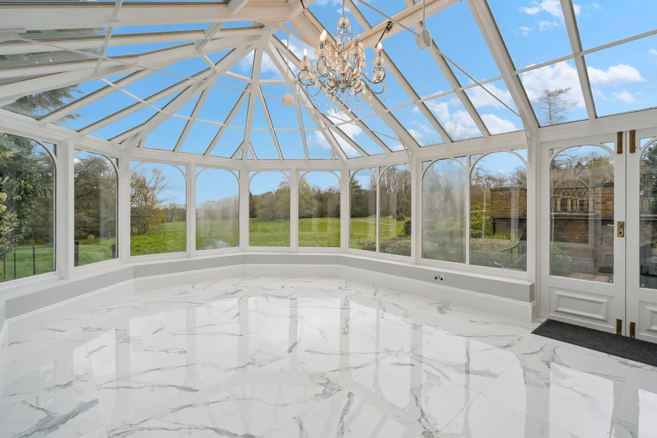Hadley, Barnet, London, photo 9