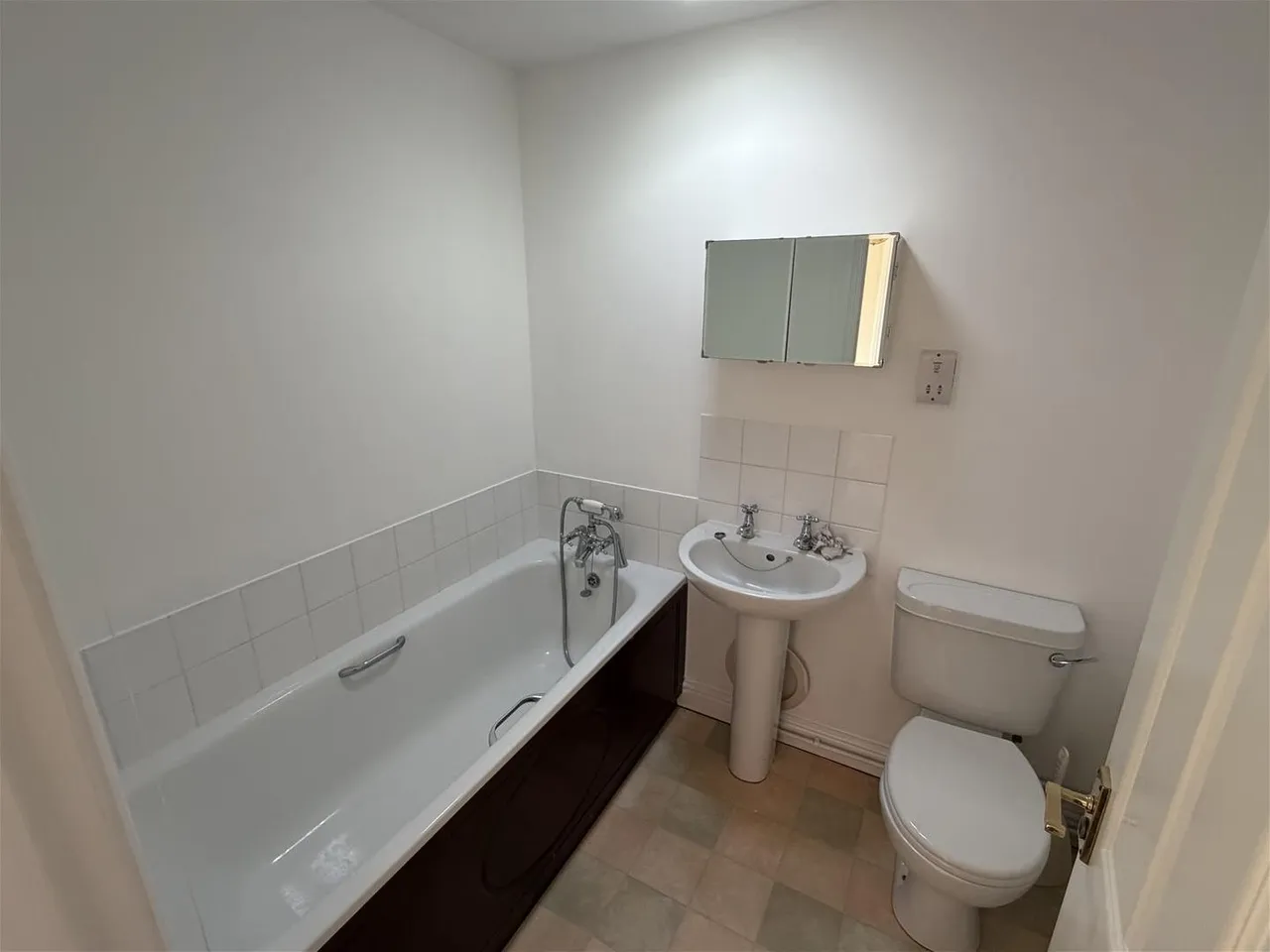 St. Marys Place, Gillingham SP8 4AT, photo 12