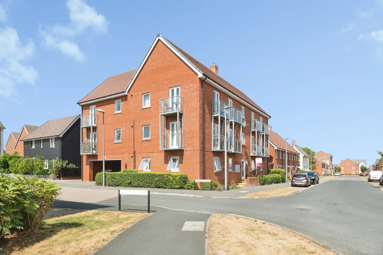 Santa Cruz Avenue, Newton Leys, MK3, photo 17