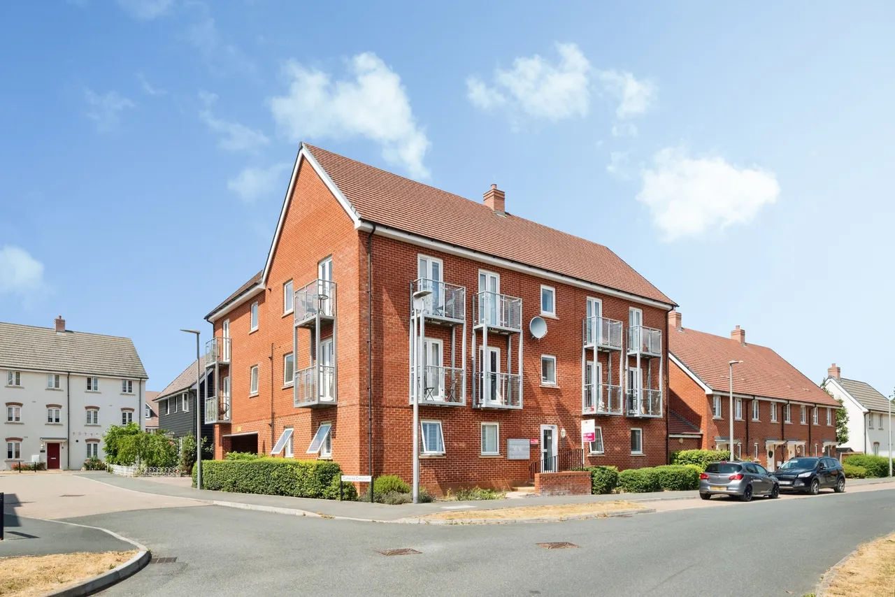1 bed flat for sale, Santa Cruz Avenue, Newton Leys, MK3