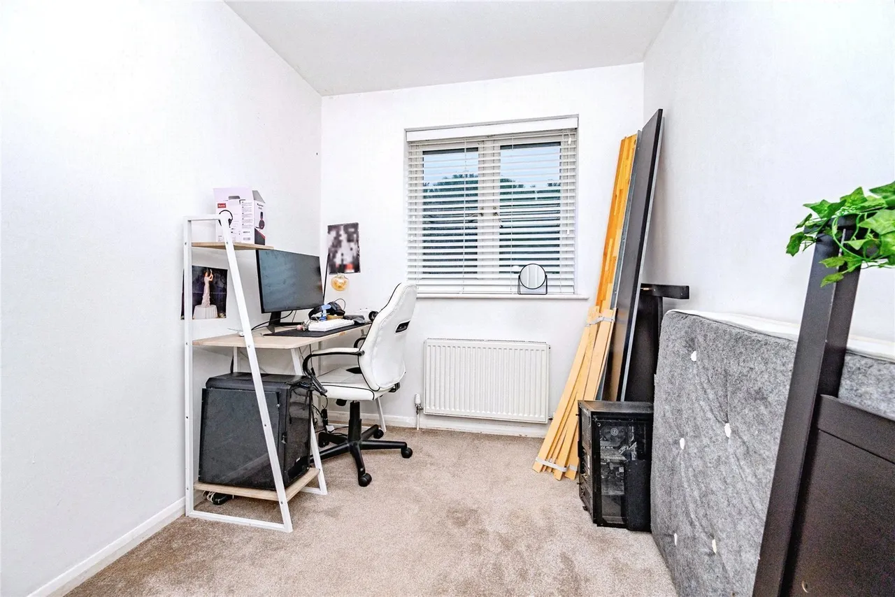 Coltsfoot Green, Luton, Bedfordshire, LU4, photo 7