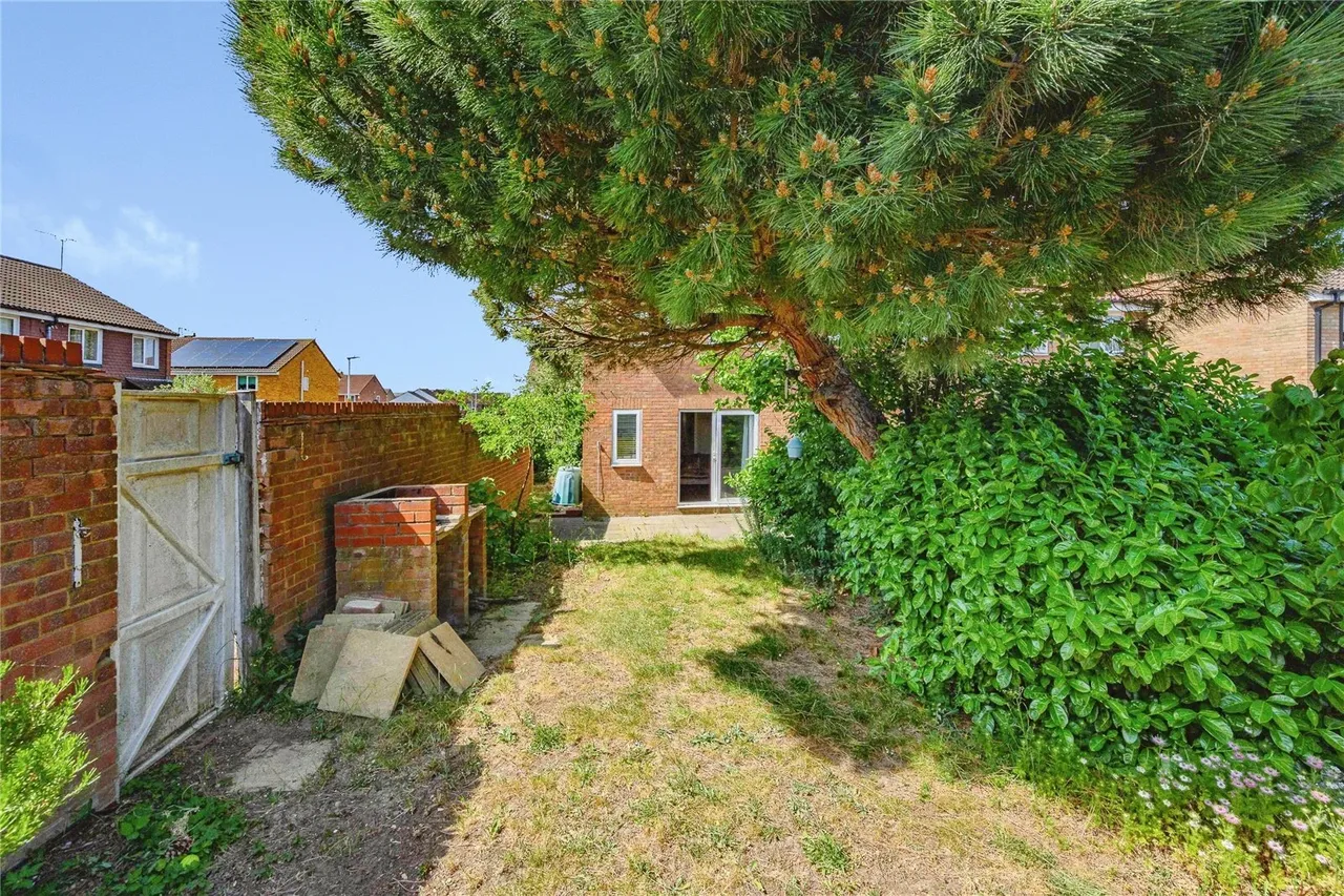 Coltsfoot Green, Luton, Bedfordshire, LU4, photo 11