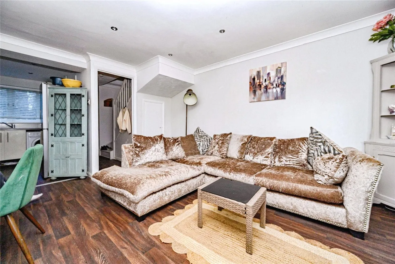 Coltsfoot Green, Luton, Bedfordshire, LU4, photo 5