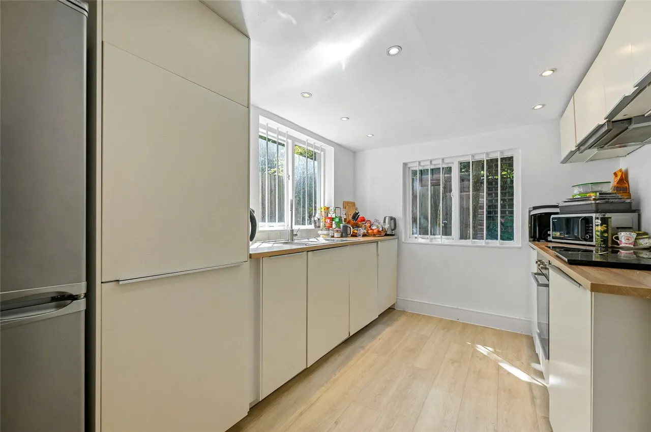 Devonport Road, London, W12, photo 5