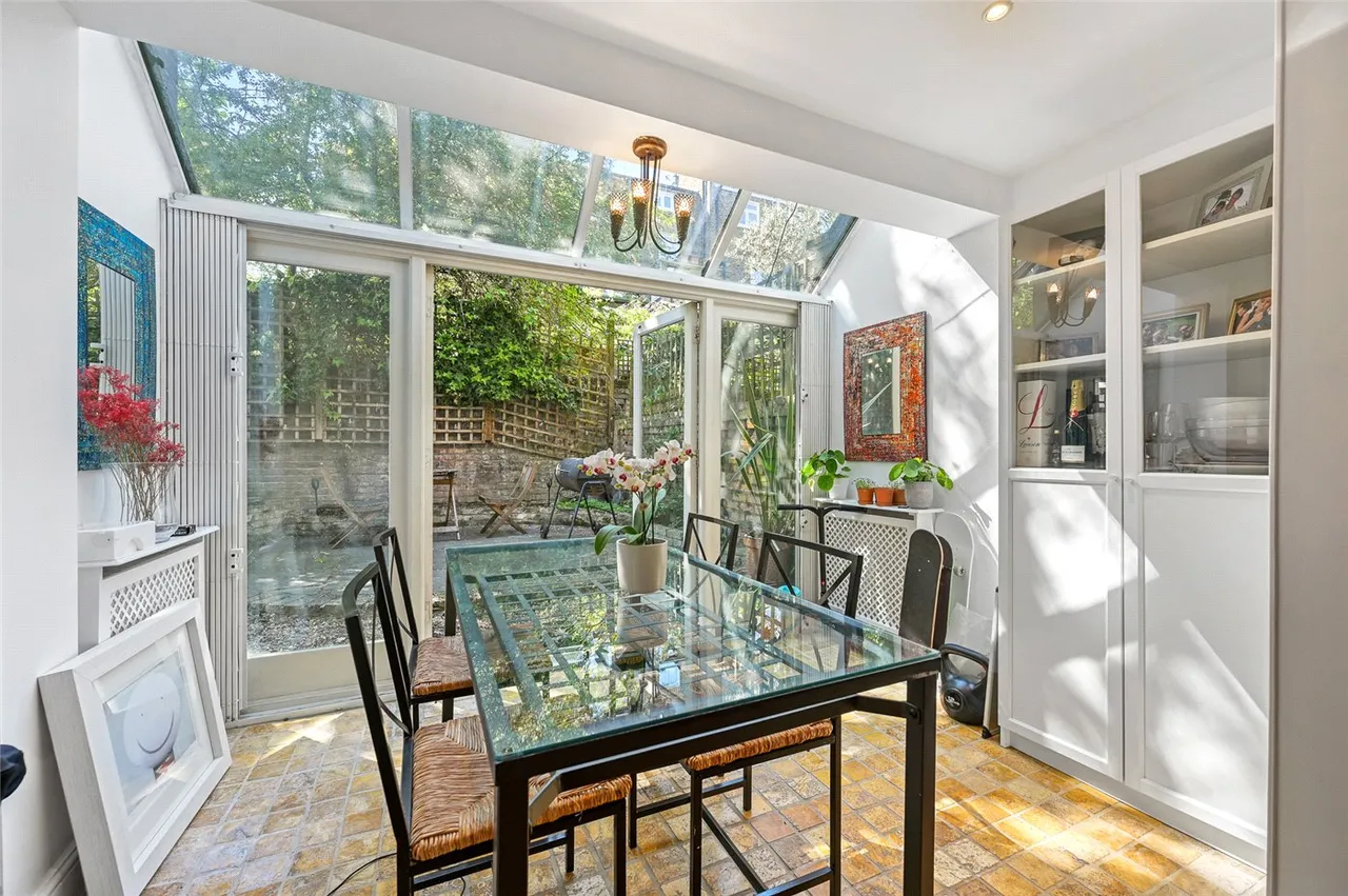 Devonport Road, London, W12, photo 4