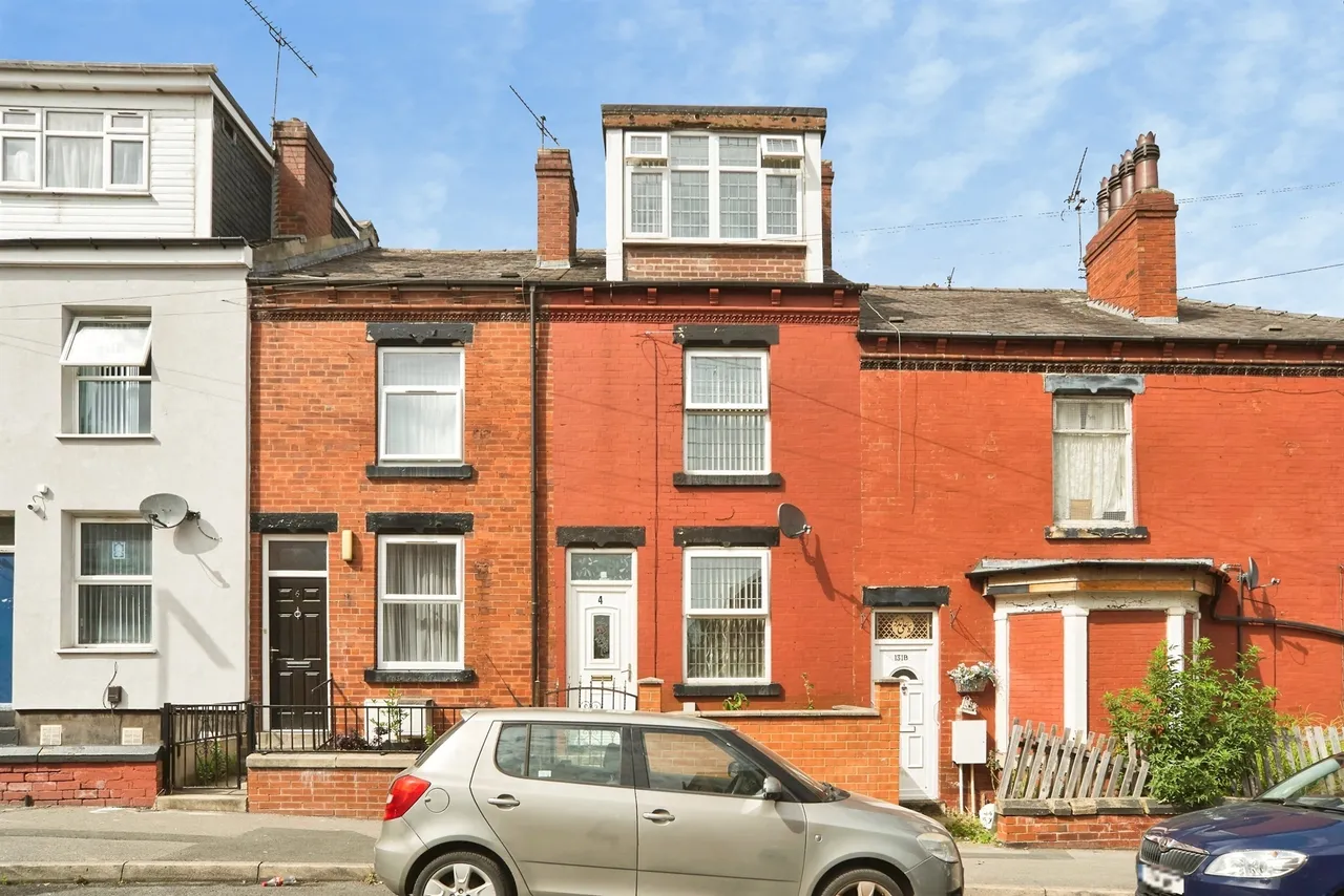 4 bed house for sale — Rossington Place, LEEDS