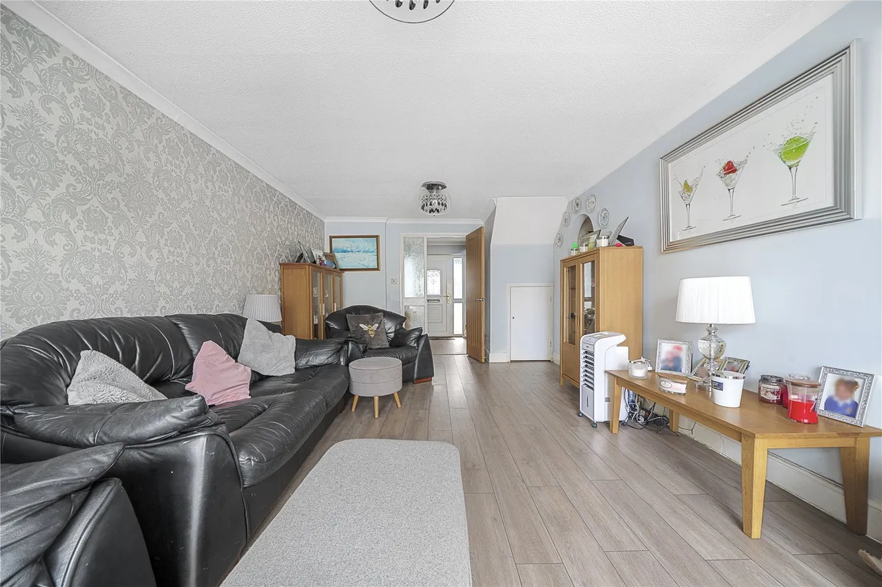Orchard Close, West End, GU24, photo 6