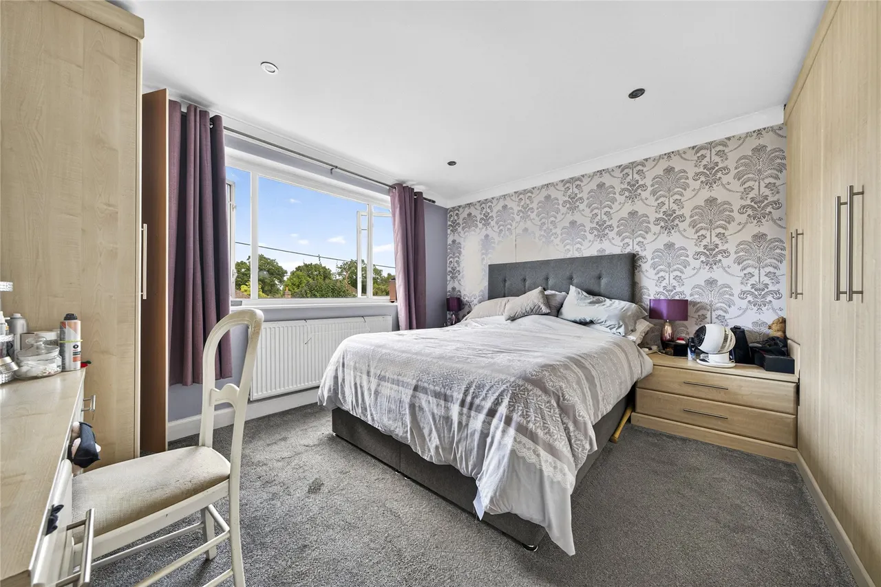 Orchard Close, West End, GU24, photo 12