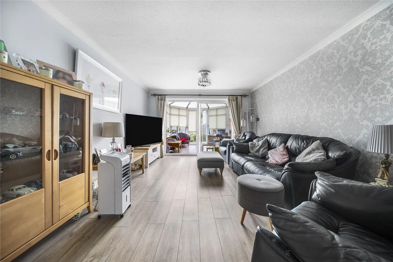 Orchard Close, West End, GU24, photo 5