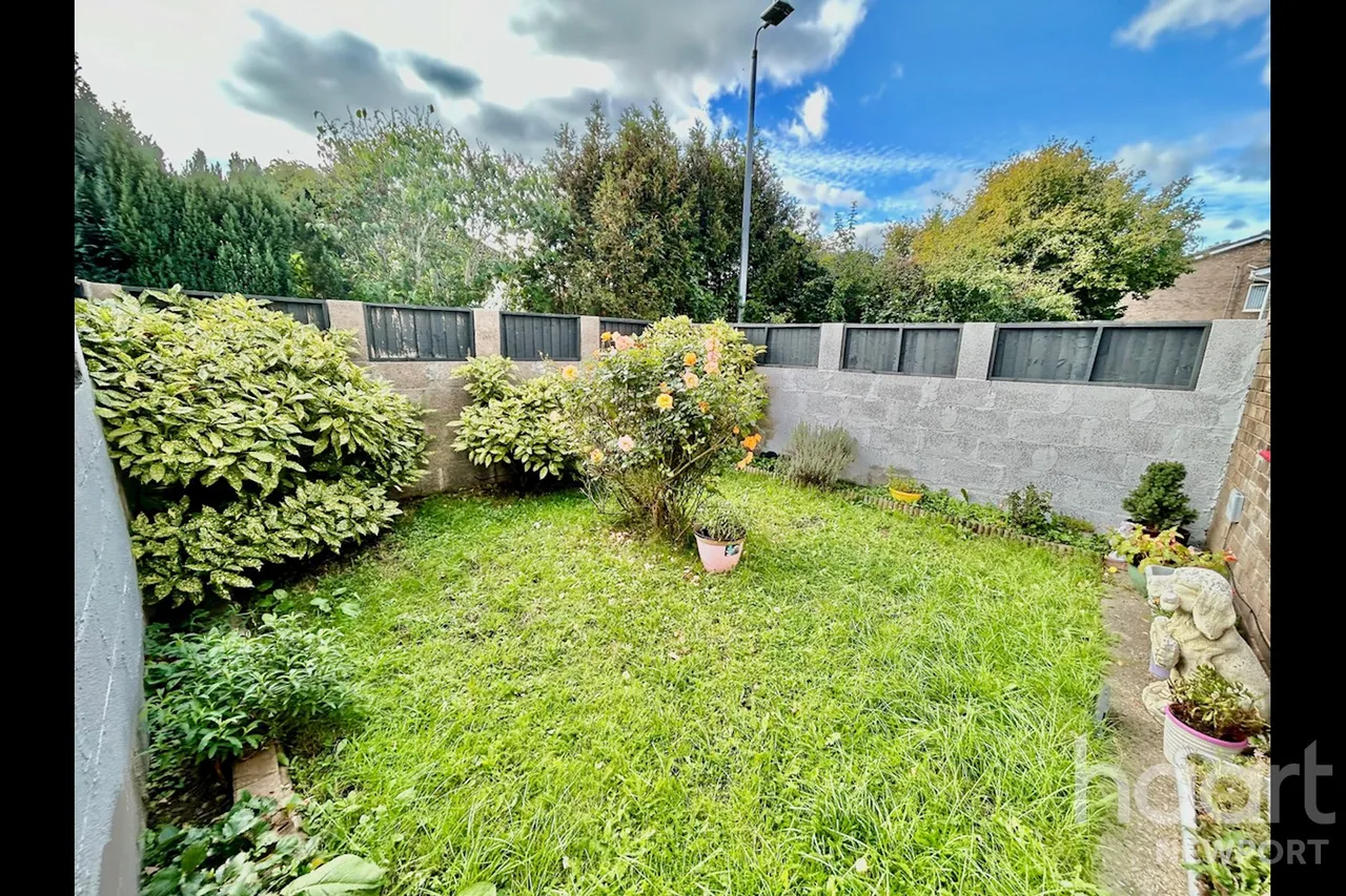 Oak Road, Newport, NP10, photo 15