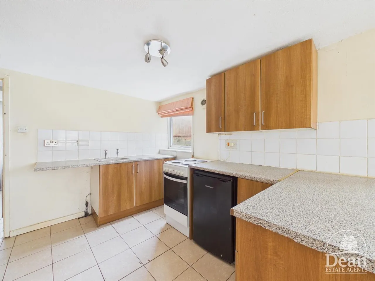 Queen Street, Lydney, photo 2