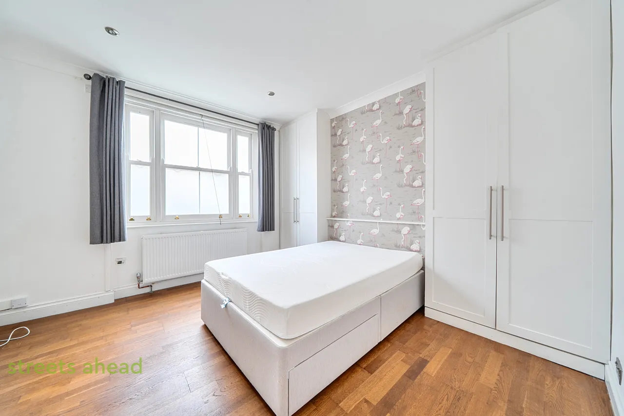 St. Gothard Road, London, SE27, photo 5