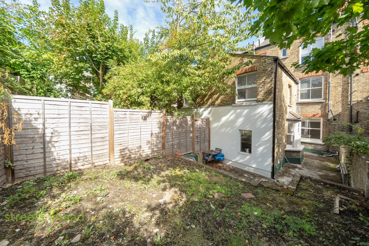 St. Gothard Road, London, SE27, photo 16