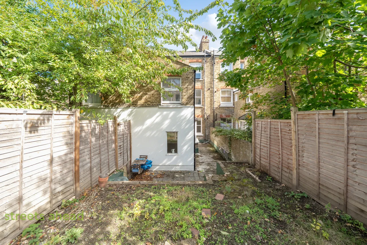 St. Gothard Road, London, SE27, photo 14