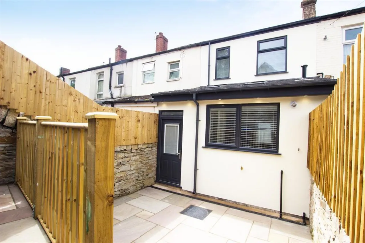 Rose Hill Street, Darwen, BB3, photo 2