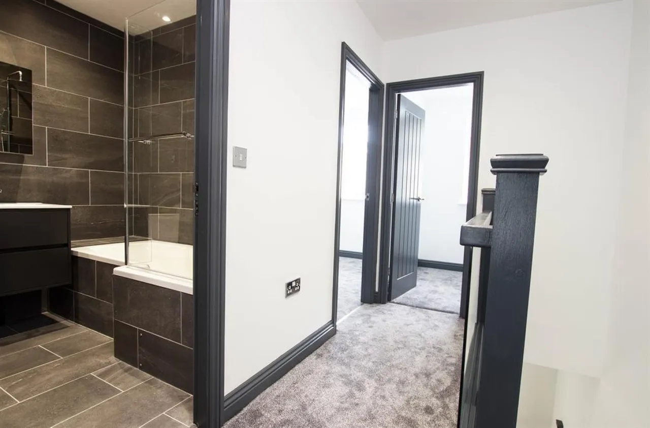 Rose Hill Street, Darwen, BB3, photo 14
